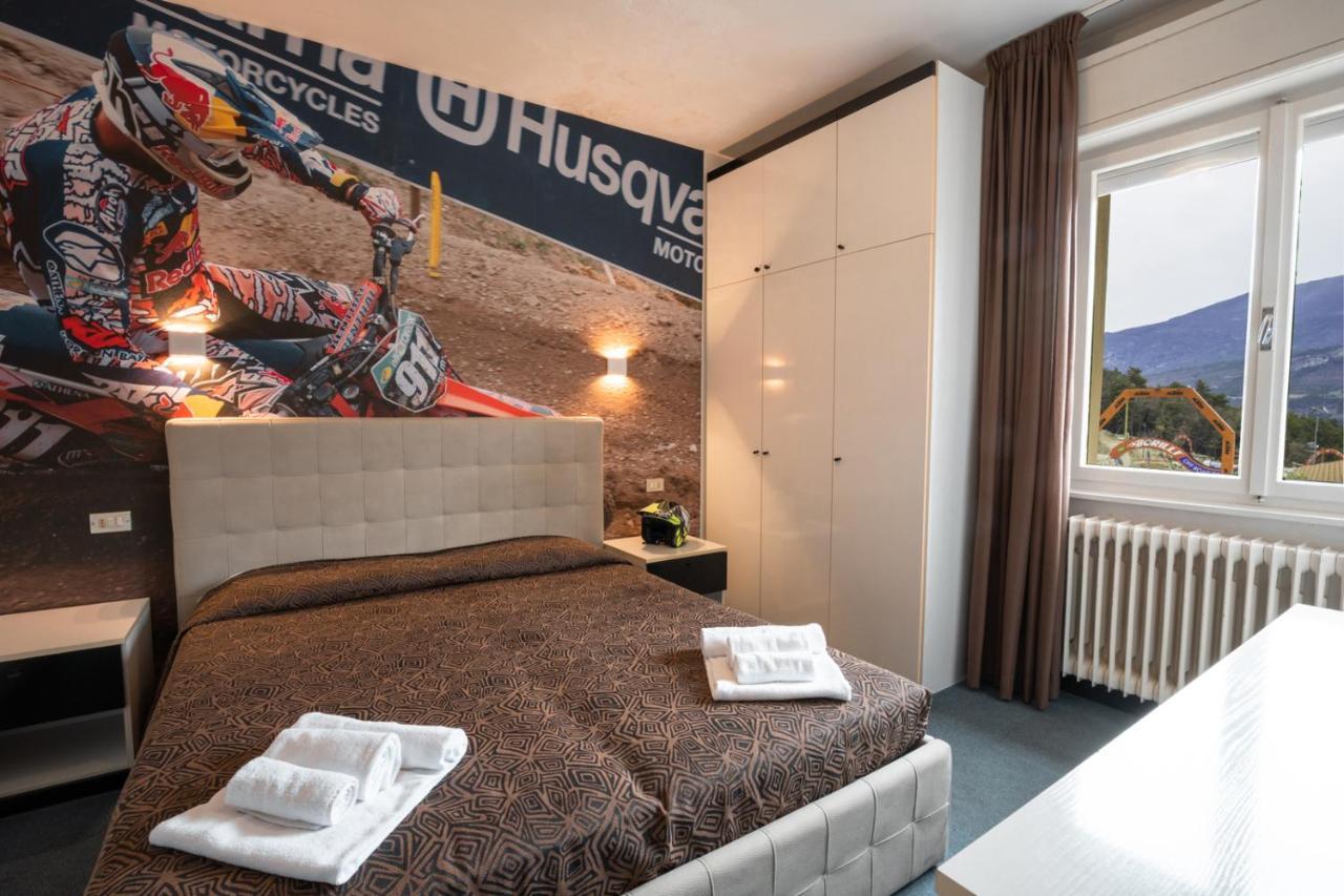Hotel Ciclamino Pietramurata Luaran gambar