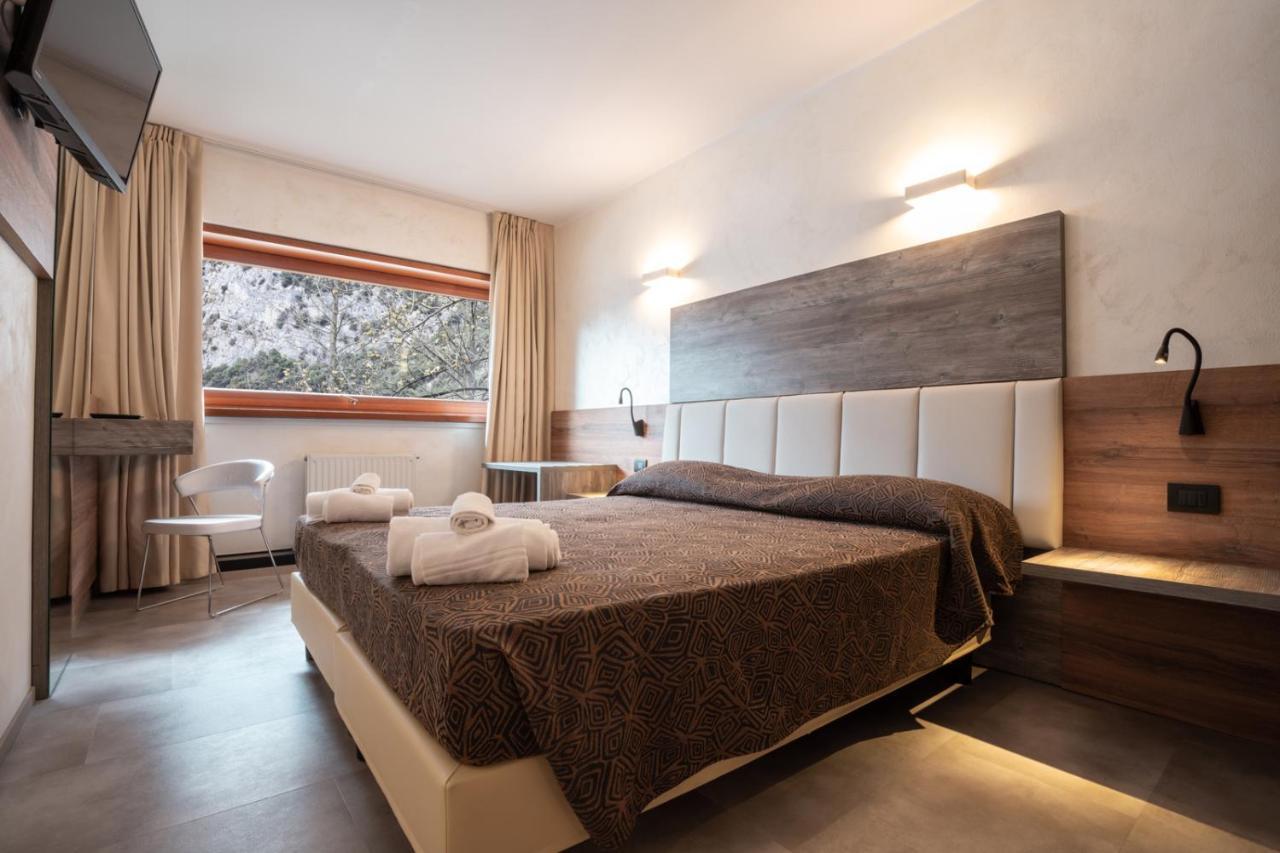 Hotel Ciclamino Pietramurata Luaran gambar