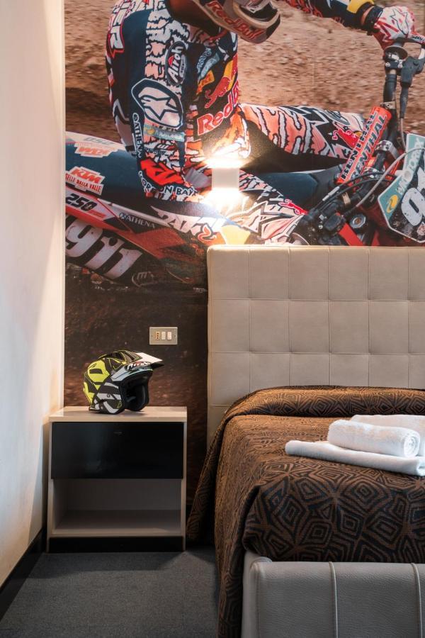 Hotel Ciclamino Pietramurata Luaran gambar